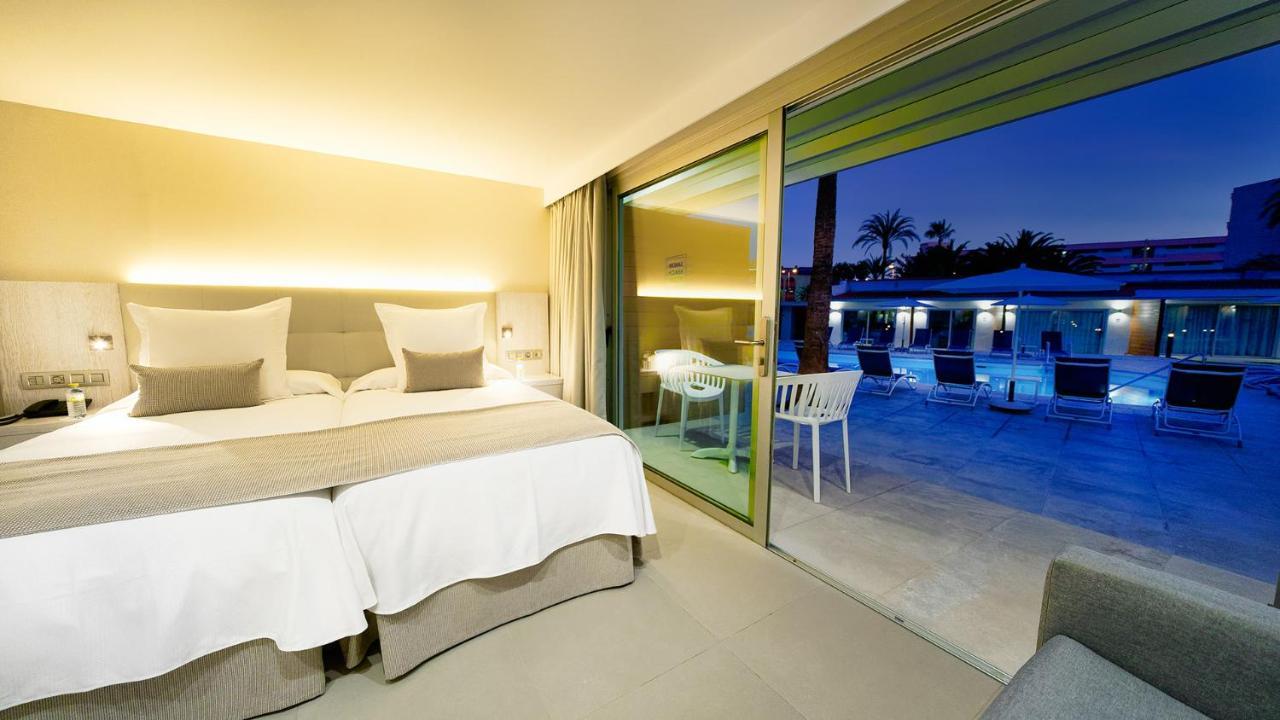 Double Room Pool View