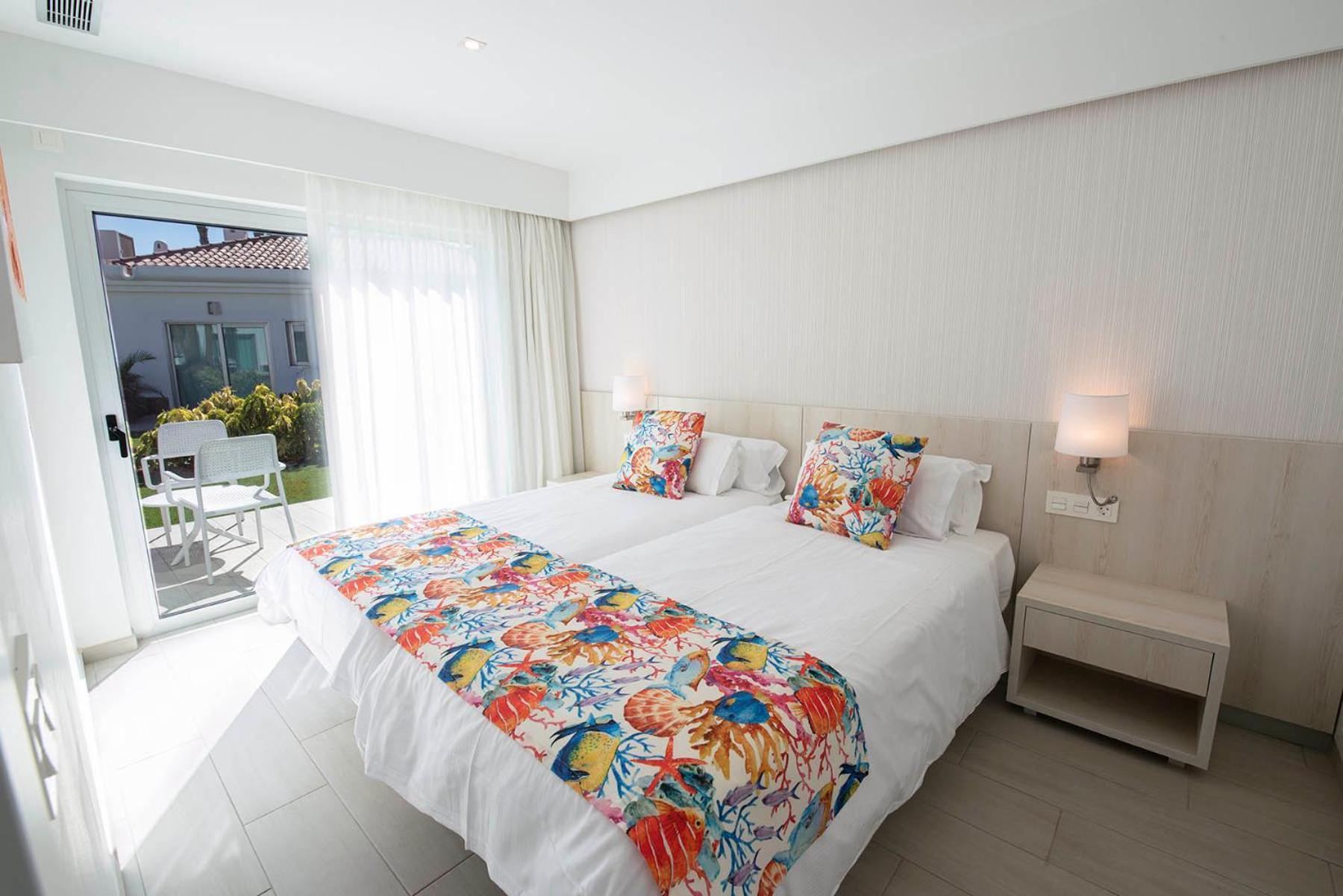 Suite vista jardín 1 adulto 1 niño