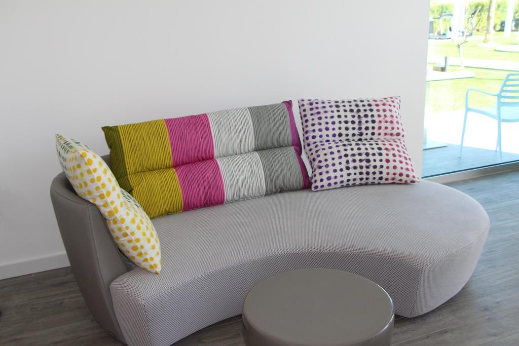 Suite,378436111:JPEG