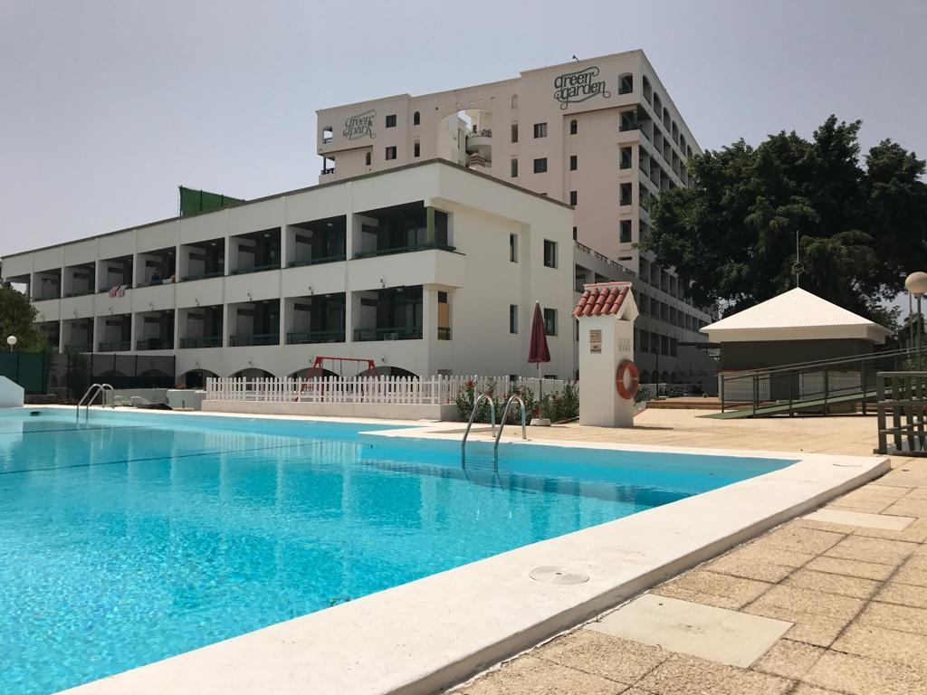 Apartment Terrace,536945193:JPEG