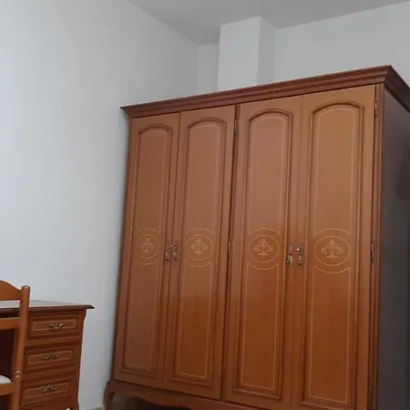 Comfortable Big House In A Peacefull Zone-2