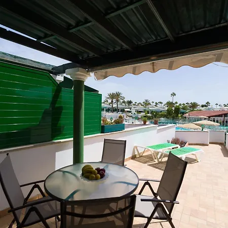 Homeforguest Bungalow Vista Golf Con Terraza Y Piscina-3
