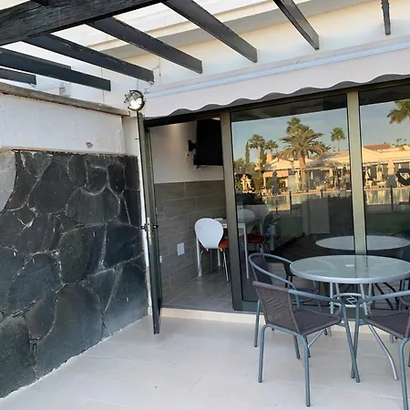 Bungalow Enfrente Piscina En Maspalomas-2