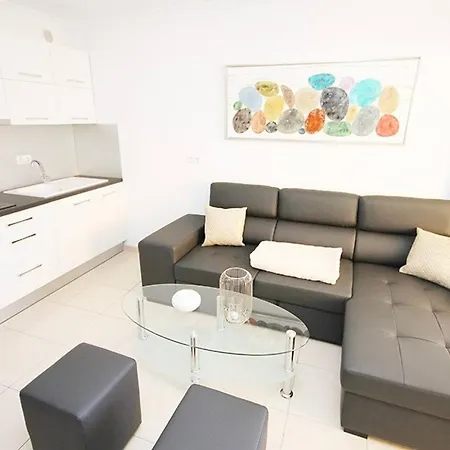 Kasbah 1 Holiday Home By Pride Holiday Rentals-3