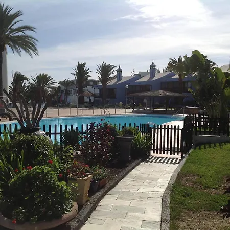 Luxury Beach - Heated Pool & Beachfront Access-3